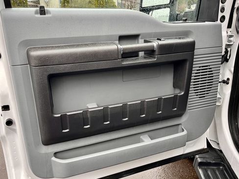 Used 2016 Ford F350 XL w/ Power Equipment Group image 17