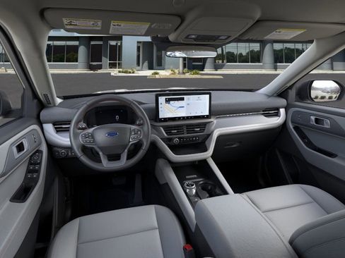 New 2025 Ford Explorer Active w/ Active Comfort Package image 9