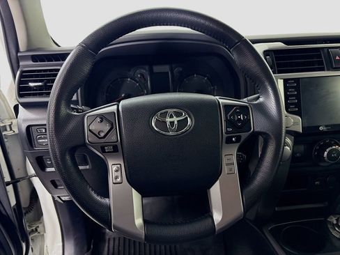 Used 2020 Toyota 4Runner SR5 Premium w/ Moonroof Package image 12
