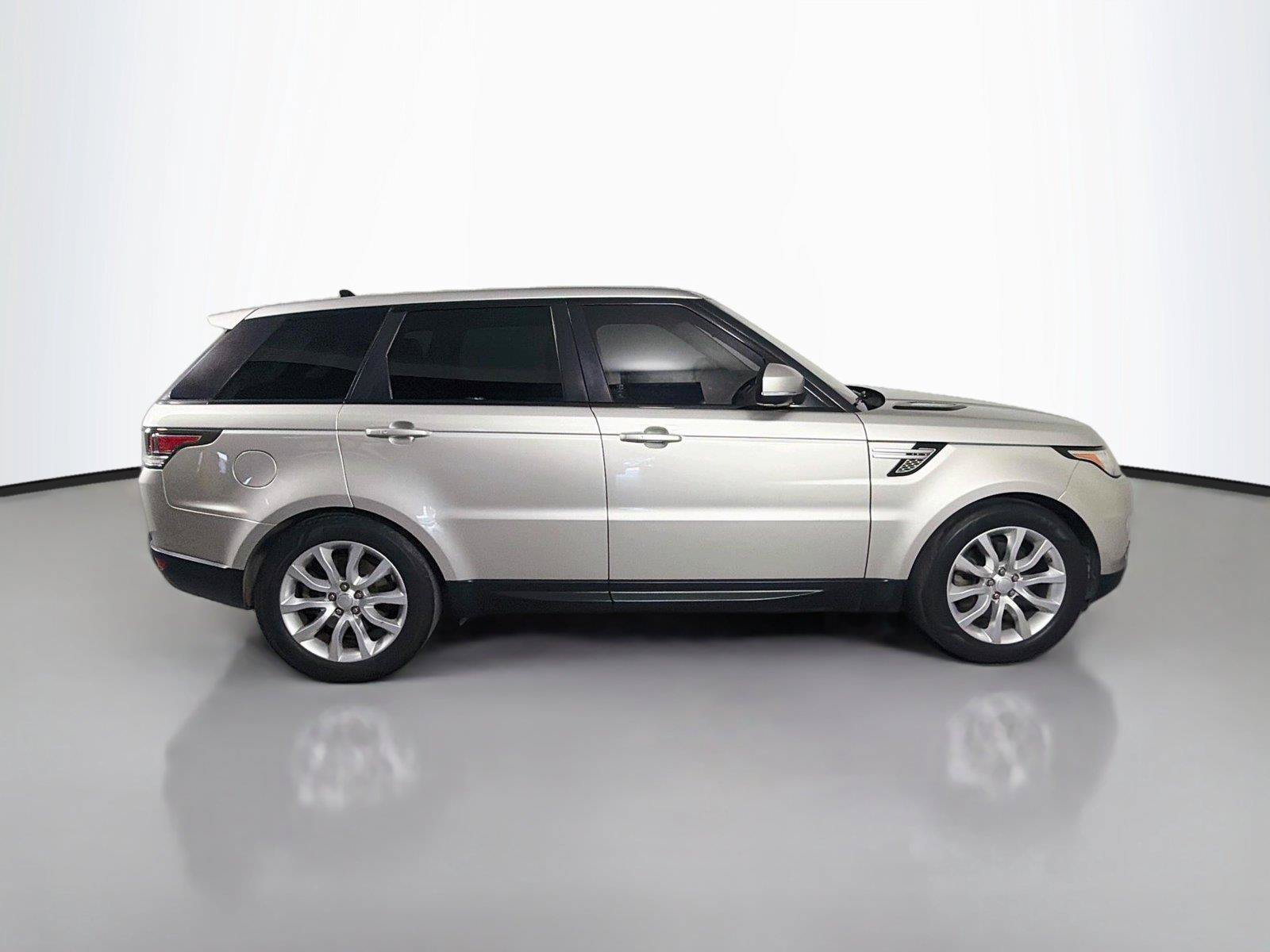 Used 2016 Land Rover Range Rover Sport HSE AWD/4WD image 4