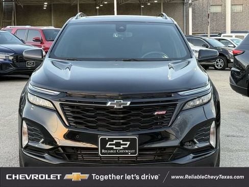 Used 2024 Chevrolet Equinox RS w/ LPO, Roadside Safety Package FWD image 3
