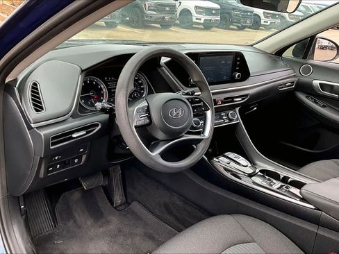 Used 2021 Hyundai Sonata SEL w/ Preferred Accessory Package image 17
