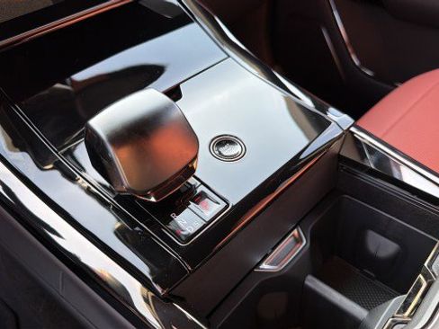 New 2026 Land Rover Range Rover Sport SV image 26