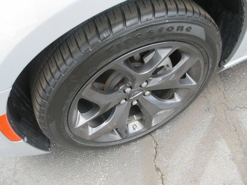 Used 2023 Chrysler 300 Touring w/ Sport Appearance Package RWD image 13