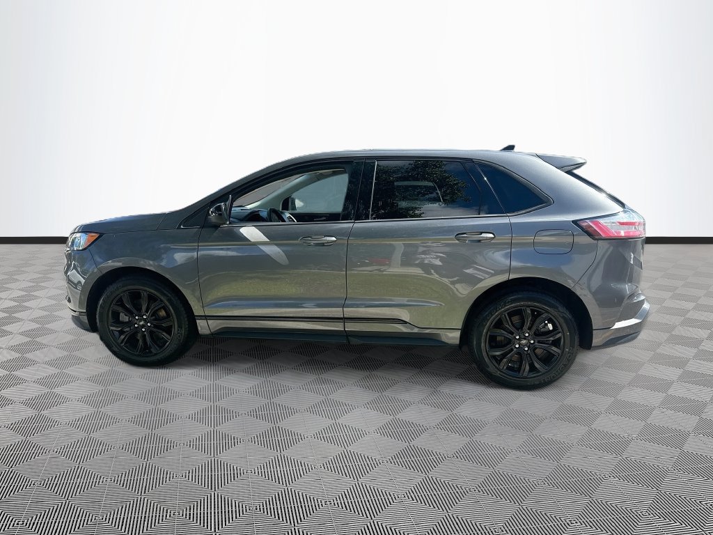 Used 2023 Ford Edge SE w/ Black Appearance Package AWD/4WD image 9