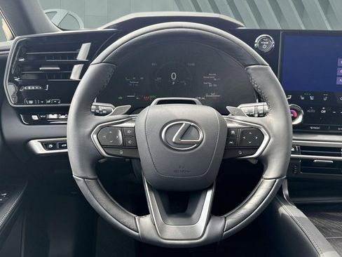 Certified 2026 Lexus RX 350 w/ Convenience Package image 12