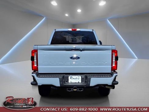Used 2024 Ford F250 Lariat w/ Sport Appearance Package AWD/4WD image 5
