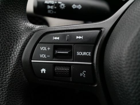 Used 2023 Honda HR-V LX image 27