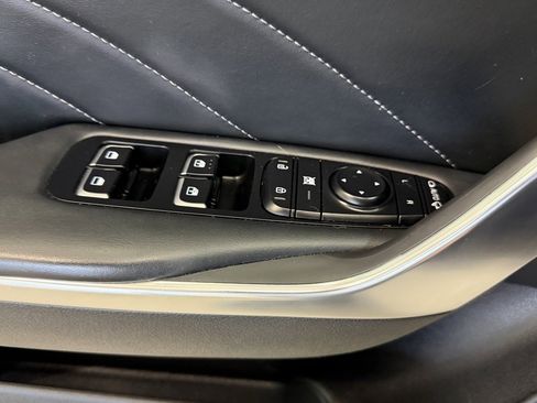 Used 2023 Kia Stinger GT2 image 30