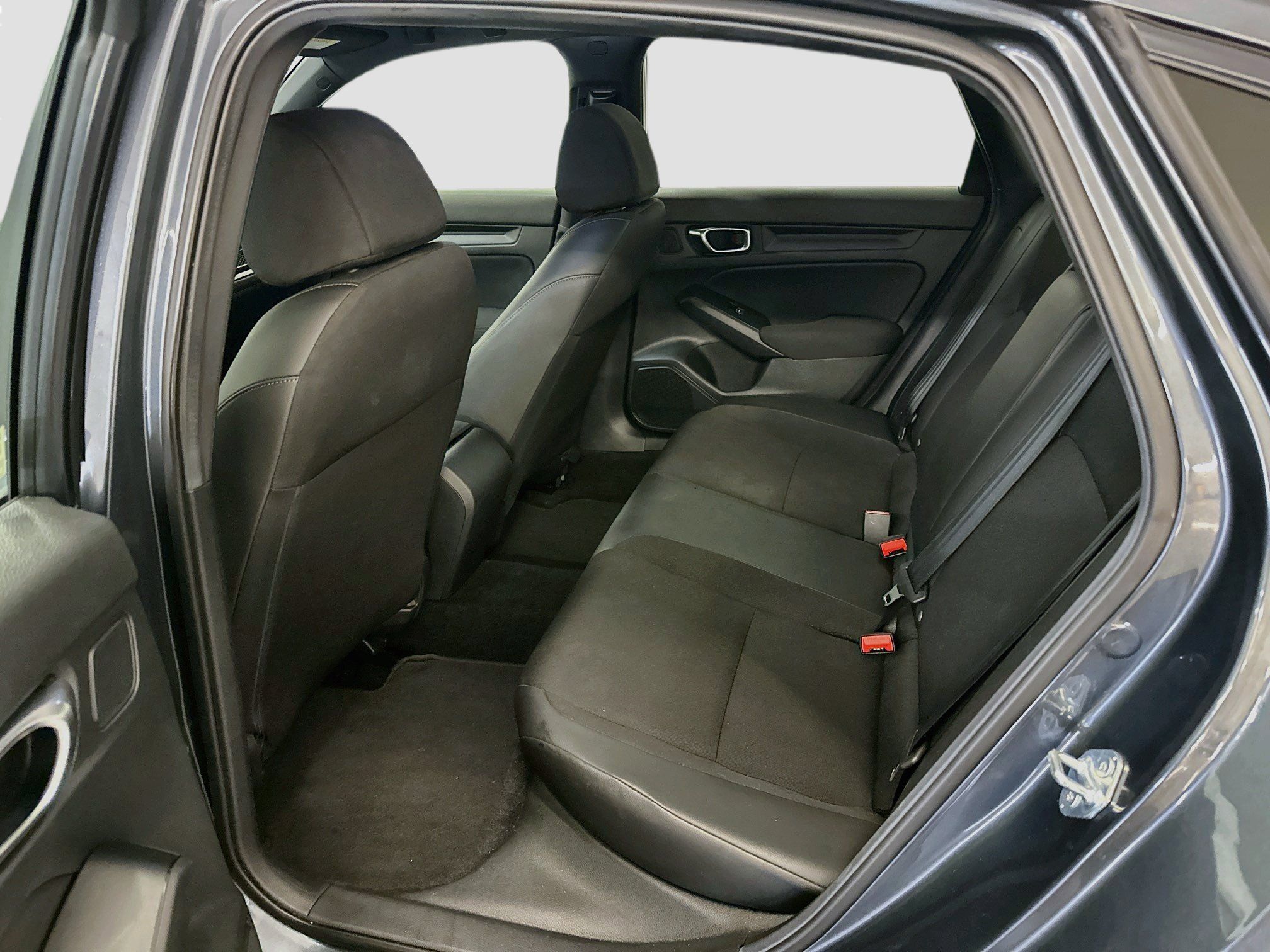 Used 2025 Honda Civic Sport image 28