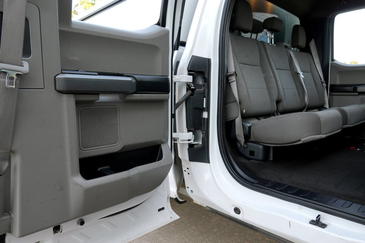Used 2018 Ford F150 XLT w/ Equipment Group 301A Mid RWD image 38