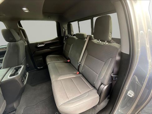 Used 2025 Chevrolet Silverado 1500 LT Trail Boss w/ Convenience Package II AWD/4WD image 23