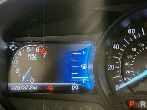 Used 2019 Ford Edge Titanium w/ Equipment Group 301A FWD image 19