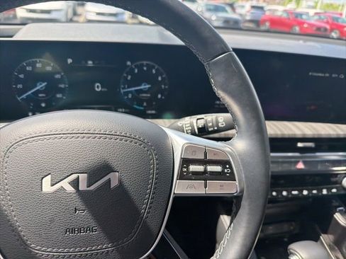 Used 2024 Kia Telluride SX Prestige AWD/4WD image 15