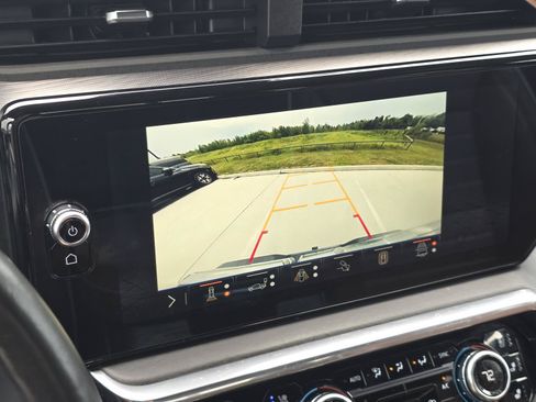 Used 2024 GMC Sierra 1500 Denali Ultimate AWD/4WD image 32