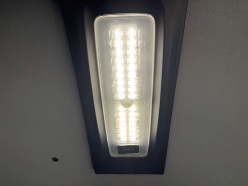 Used 2024 RAM ProMaster 3500 w/ Delivery Van Package image 12