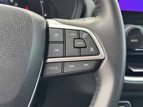 Certified 2025 Toyota Grand Highlander XLE image 35