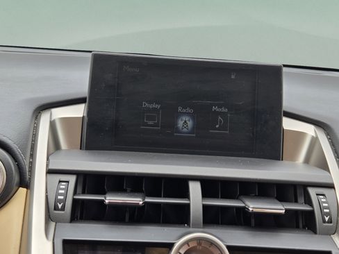 Used 2016 Lexus NX 200t FWD image 16