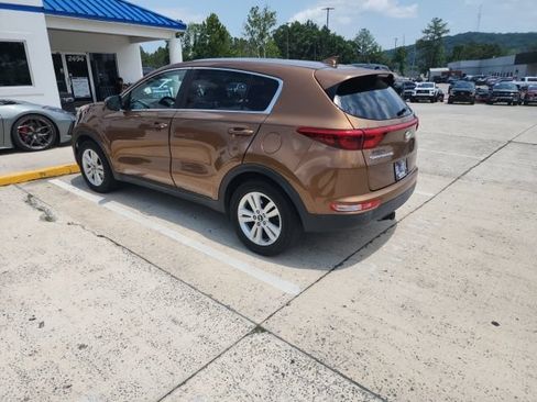Used 2019 Kia Sportage LX FWD image 10