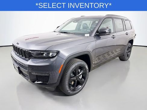 New 2025 Jeep Grand Cherokee L Limited w/ Black Appearance Package image 3