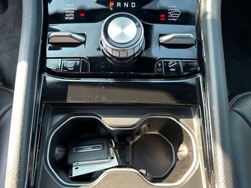 Used 2023 Jeep Grand Cherokee Overland image 35