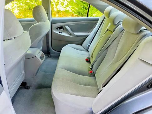 Used 2008 Toyota Camry LE FWD image 10