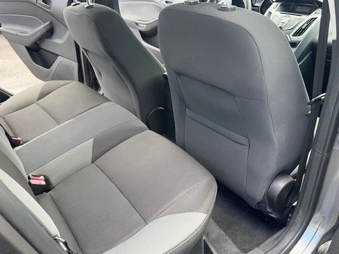 Used 2012 Ford Focus SE image 26