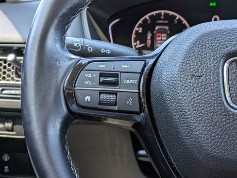 Used 2022 Honda Civic EX image 25