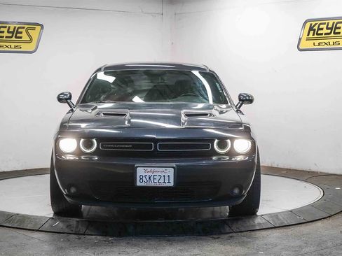 Used 2017 Dodge Challenger GT w/ GT Interior Package image 6