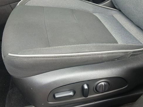 Used 2022 Chevrolet TrailBlazer LT w/ Convenience Package image 20