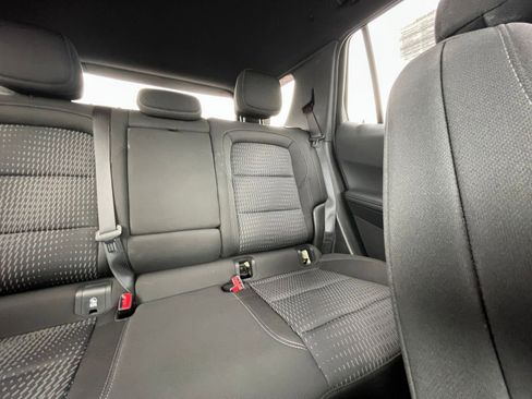 Used 2025 Chevrolet Equinox LT image 36