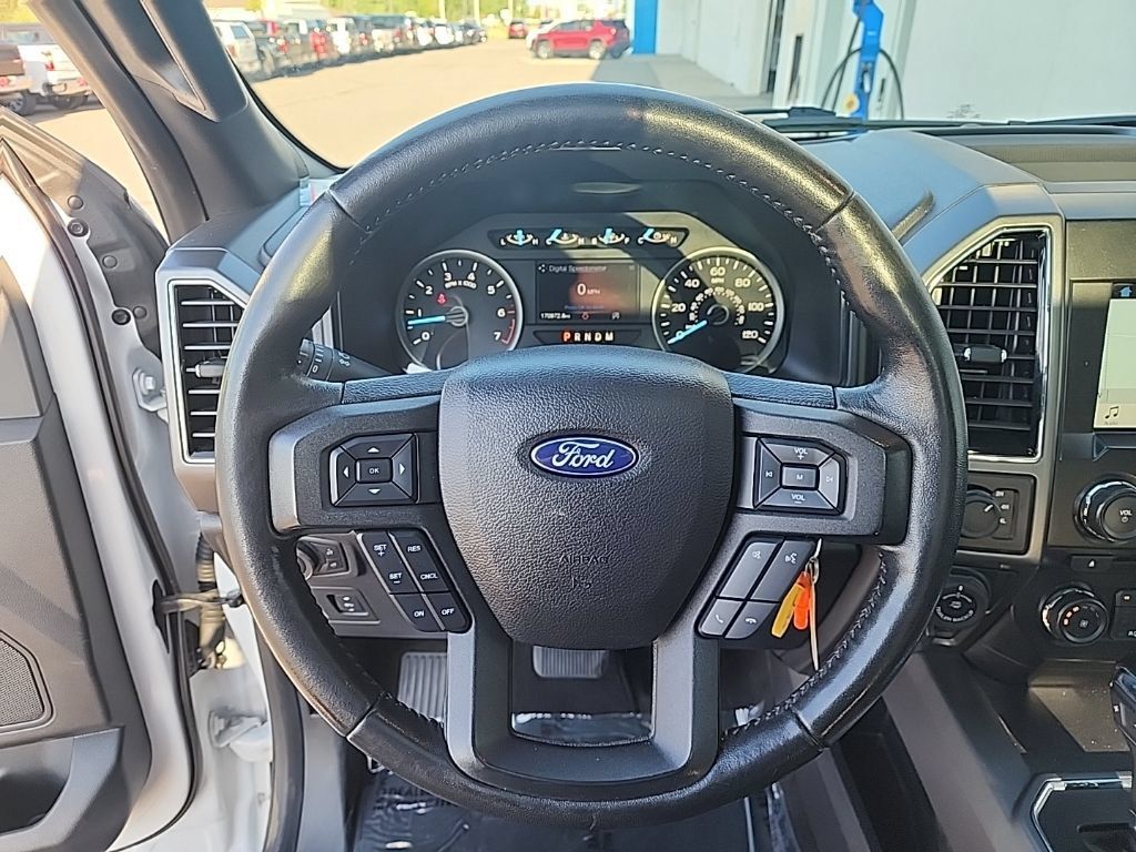 Used 2018 Ford F150 XLT w/ Equipment Group 302A Luxury AWD/4WD image 12