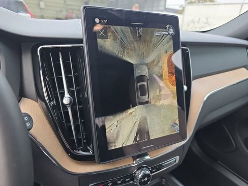 New 2026 Volvo XC60 B5 Plus w/ Protection Package Premier image 33