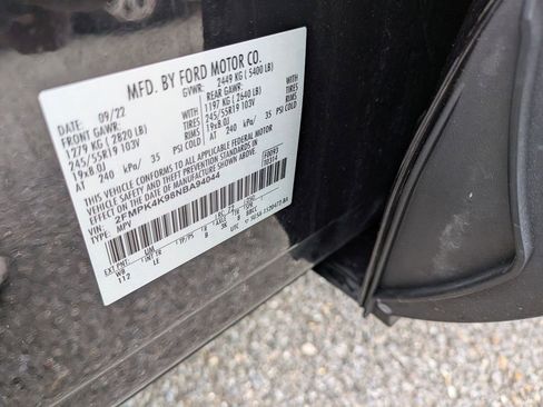 Used 2022 Ford Edge Titanium image 31