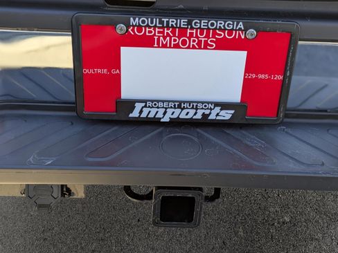 Used 2019 Nissan Frontier SV image 11