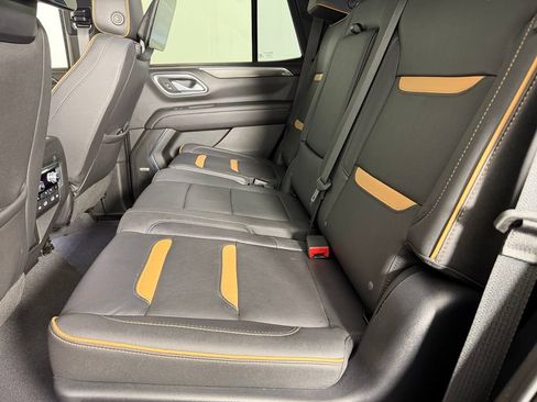 Used 2023 GMC Yukon AT4 w/ AT4 Premium Package AWD/4WD image 28