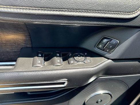 Used 2020 Ford Expedition Limited AWD/4WD image 13