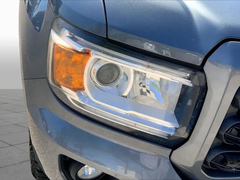 Used 2019 GMC Canyon All Terrain w/ All Terrain X Package AWD/4WD image 28