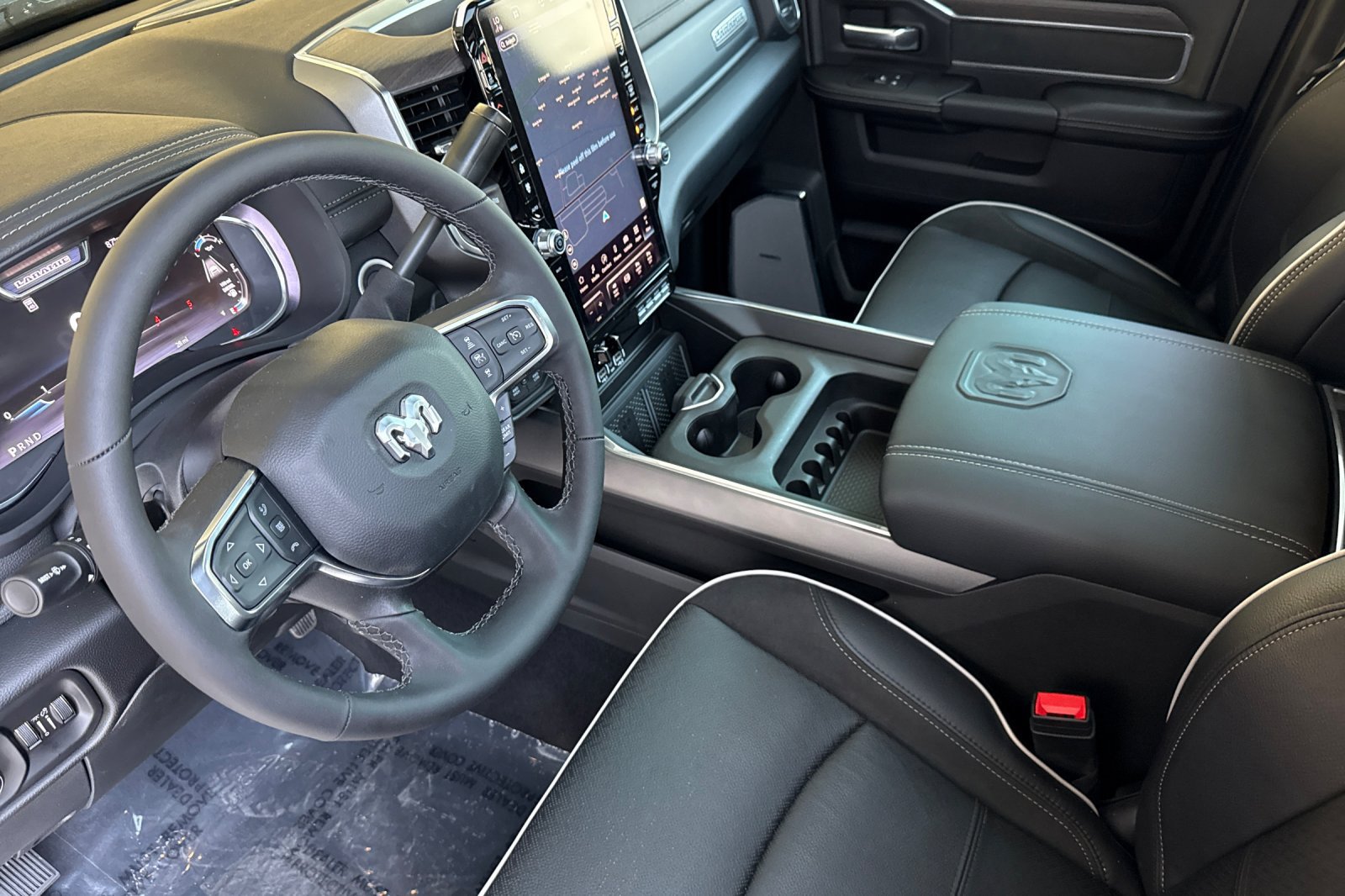 New 2026 RAM 3500 Laramie AWD/4WD image 11