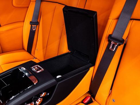 Used 2026 Rolls-Royce Phantom Sedan image 86