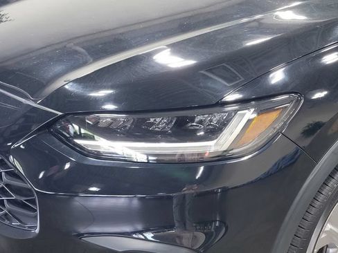 Certified 2023 Honda HR-V LX image 9