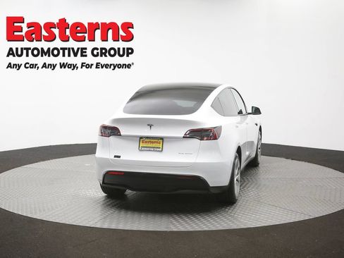 Used 2021 Tesla Model Y Long Range AWD/4WD image 33