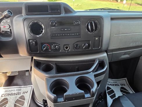 Used 2013 Ford E-350 and Econoline 350 Super Duty RWD image 17