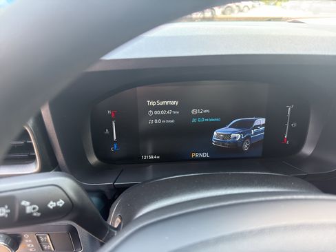 Certified 2025 Ford Maverick XL FWD image 12