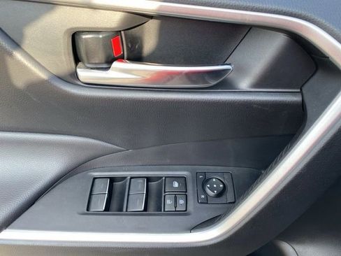 Used 2023 Toyota RAV4 XLE w/ Convenience Package image 17