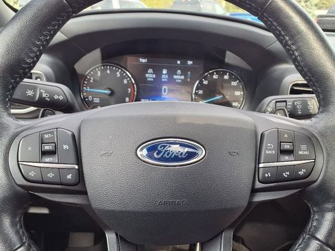 Certified 2020 Ford Explorer XLT w/ Equipment Group 202A image 29