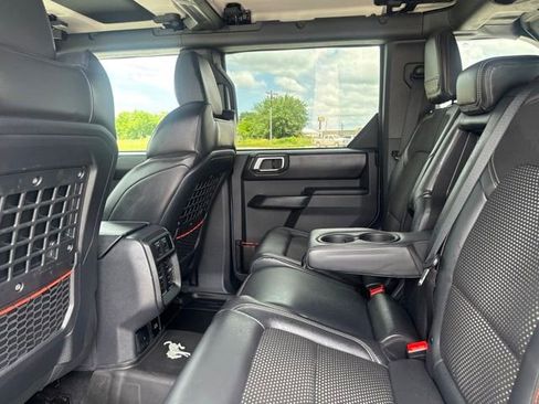 Used 2025 Ford Bronco Raptor AWD/4WD image 18