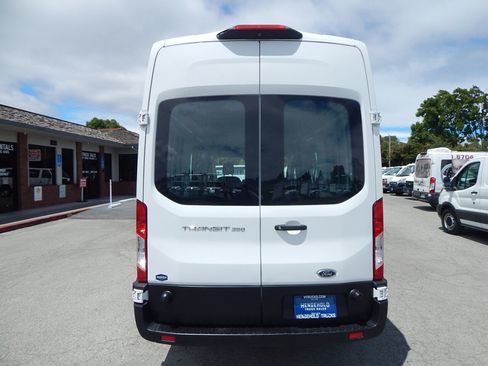 Used 2018 Ford Transit 350 148 High Roof RWD image 7