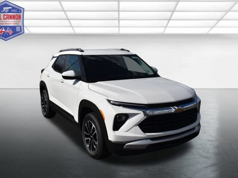 New 2026 Chevrolet TrailBlazer LT w/ Convenience Package FWD image 1