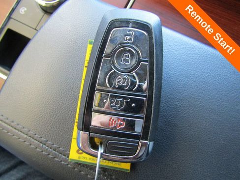 Used 2023 Lincoln Navigator Reserve AWD/4WD image 24